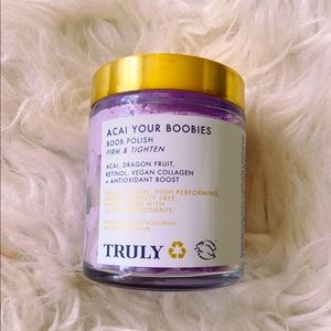 TRULY Açaí scrub